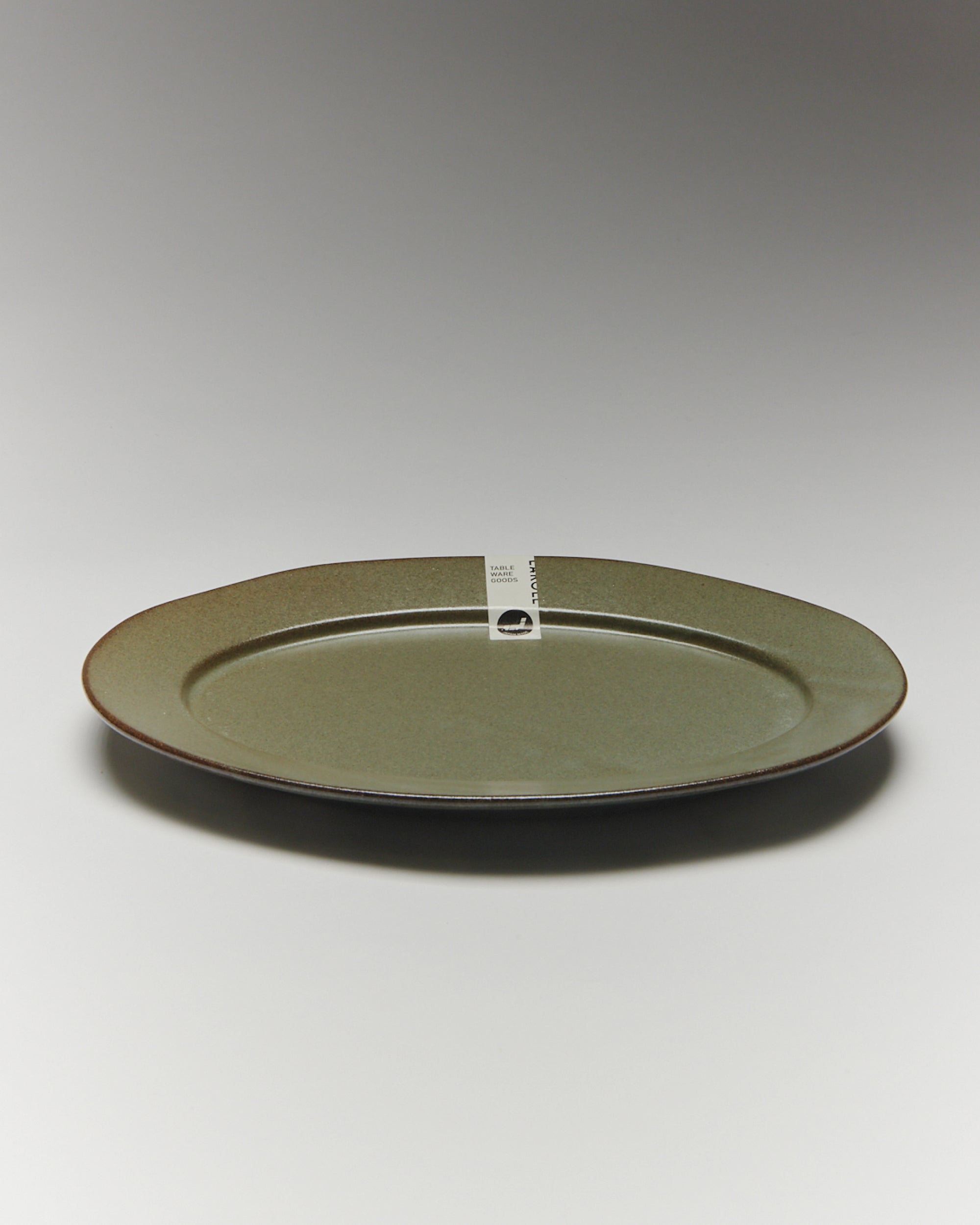 Deluxe Black Soil Oval Plate Medium (Set of 2)