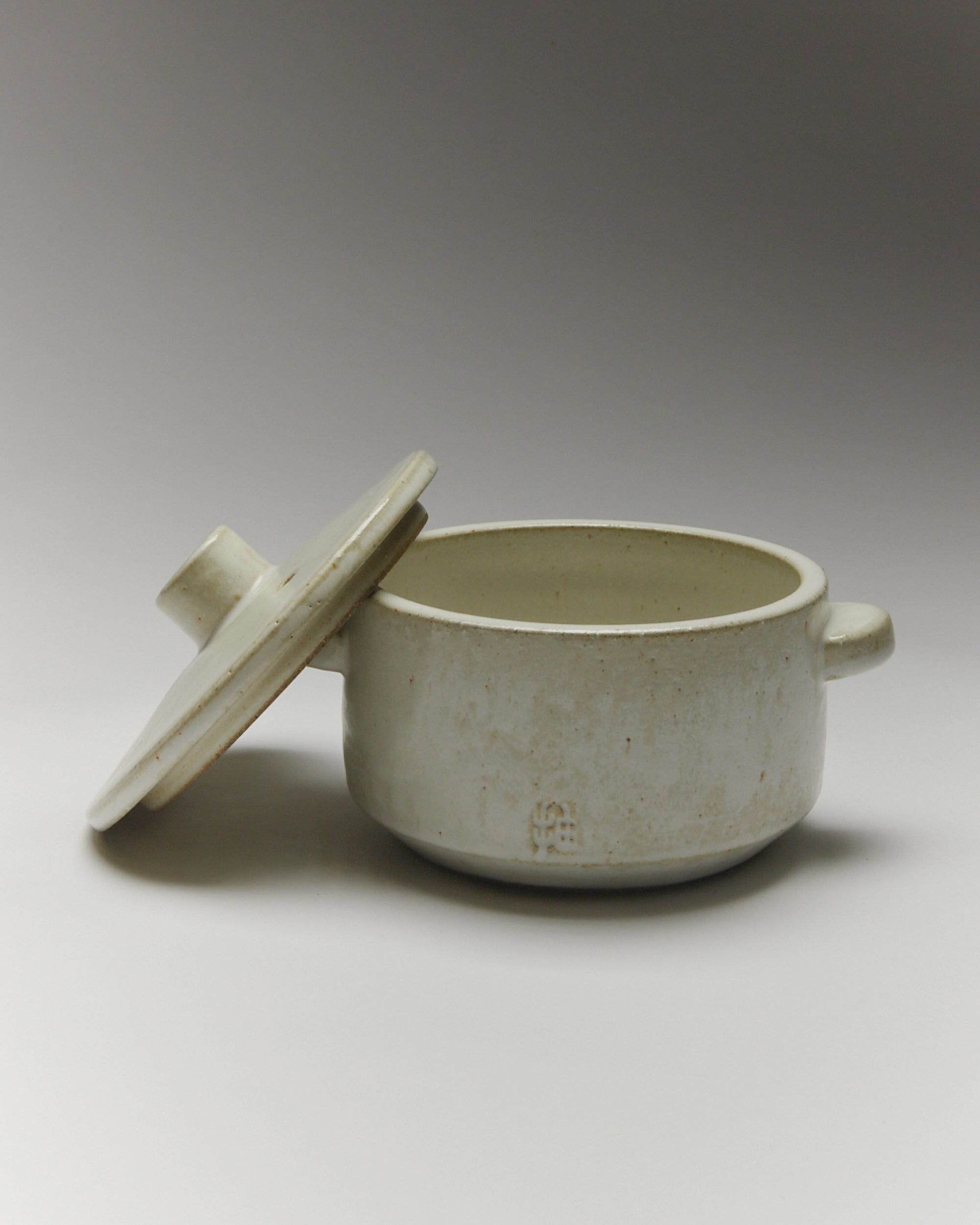 Clay Pot Baek Woon