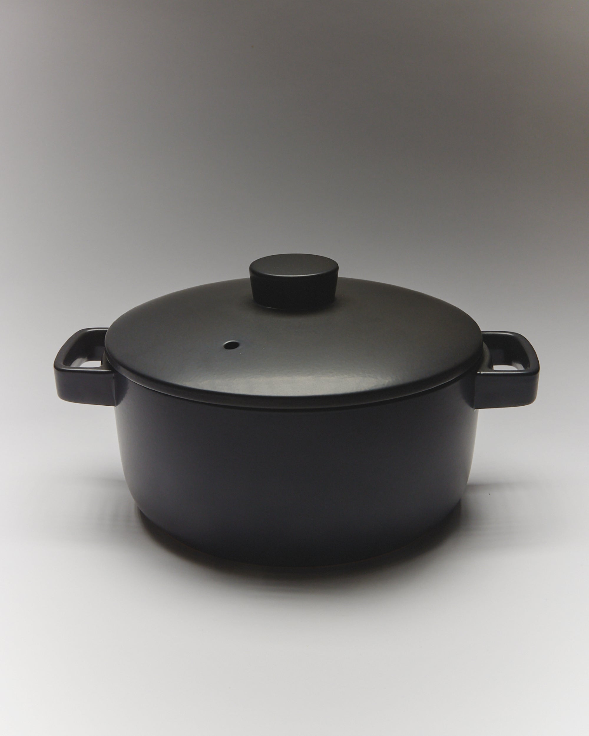 Deep Clay Pot Black
